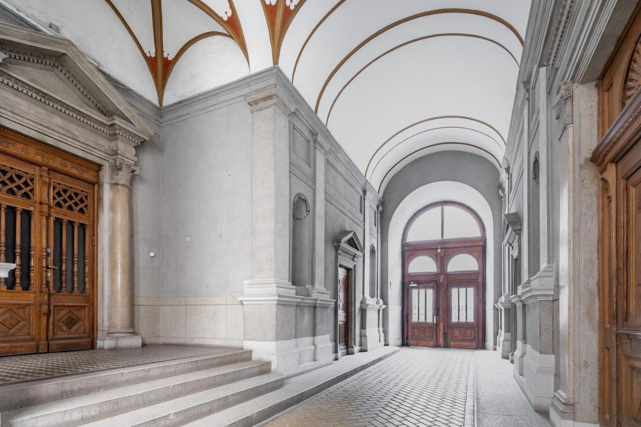 Luxurious Apartment 2Min Walk To Basilica Budapest Ngoại thất bức ảnh